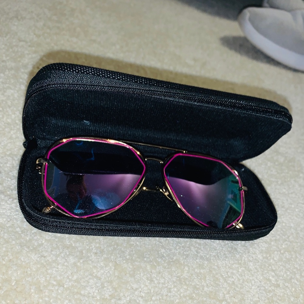 Holographic purple sunglasses
